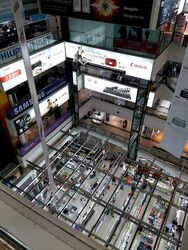 Sim Lim Square (D7), Retail #487897401